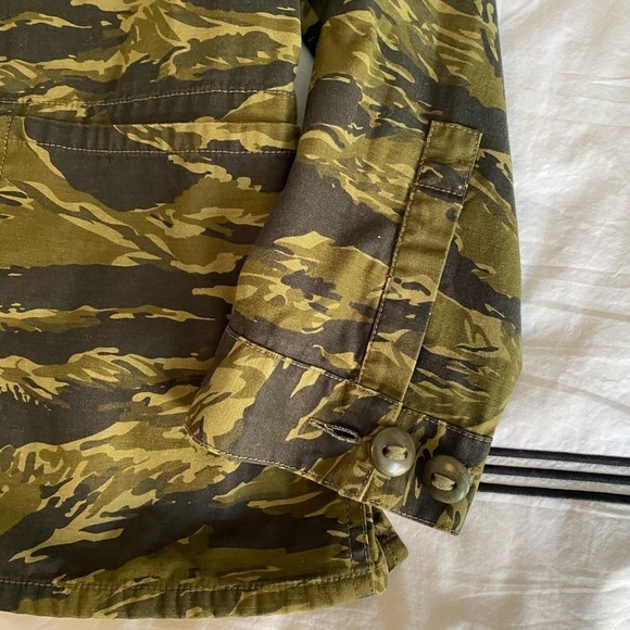 Proenza Schouler- Camouflage Jacket with Removable Belt - Picture 7 of 10